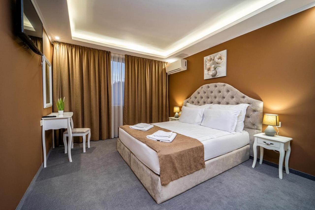 Hotel Rivera Dobritch Extérieur photo